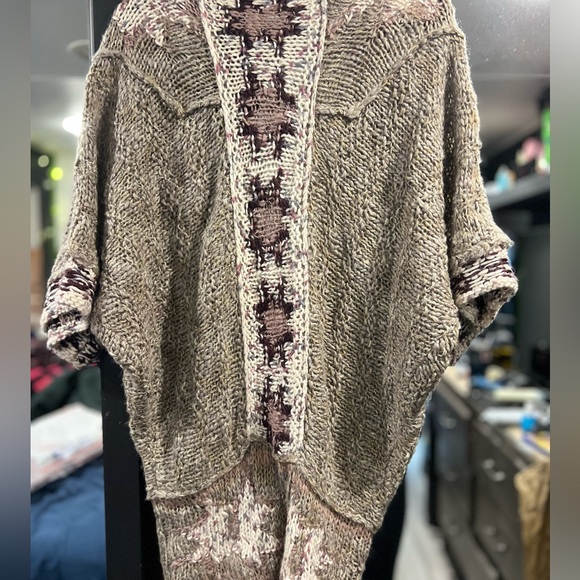 Free People Fair Isle Wool Blend Banded Oversized Short Sleeve Button Cardigan - Picture 6 of 7